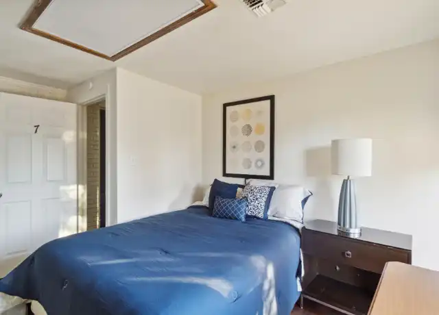 Property at 11105 Saint Charles Ave, Oklahoma City, OK, 73162, 1 bed, 1 bath, [object Object]