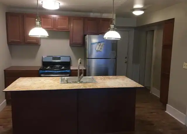 Property at 1107 E Genesee St Unit B, Syracuse, NY, 13210, 1 bed, 1 bath, [object Object]