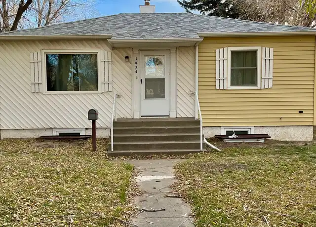 Property at 1924 6th Ave S, Great Falls, MT, 59405, 3 beds, 2 baths, [object Object]