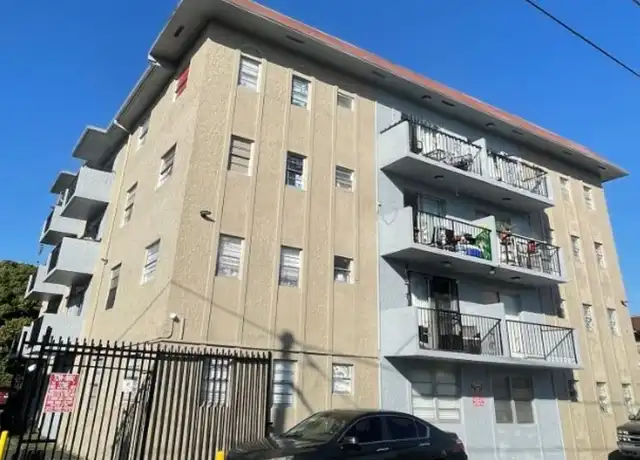 Property at 555 SW 4th St Unit 205, Miami, FL, 33130, 2 beds, 1 bath, [object Object]