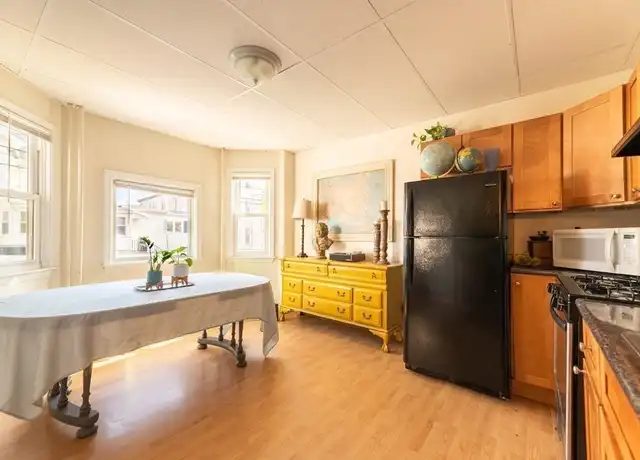Property at 202 Washington St Unit 1F, Somerville, MA, 02143, 1 bed, 1 bath, [object Object]