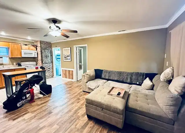 Property at 1328 Bells Rd Unit B, Virginia Beach, VA, 23454, 1 bed, 1 bath, [object Object]