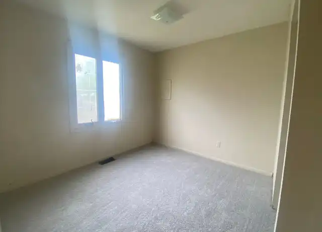 Property at 1633 Bayview Dr Unit 1, Monroe, MI, 48161, 2 beds, 1 bath, [object Object]