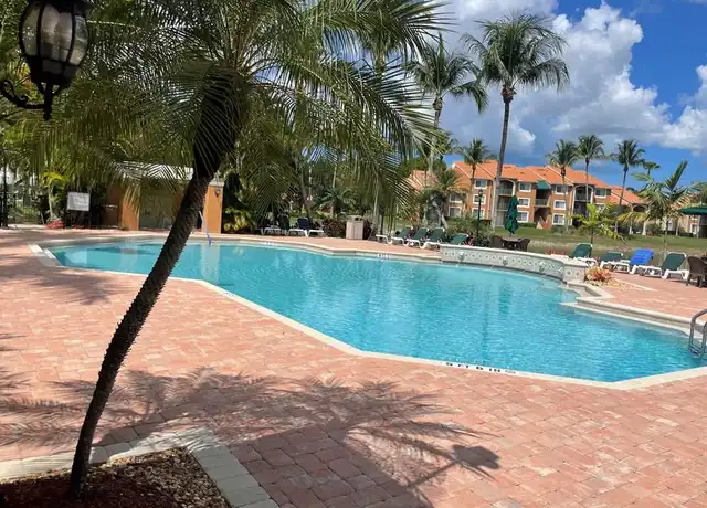 Property at 1270 Wildwood Lakes Blvd #207, Naples, FL, 34104, 2 beds, 1 bath, [object Object]
