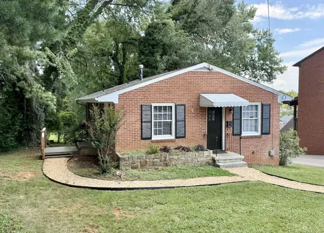Property at 714 Academy St, Salem, VA, 24153, 3 beds, 1 bath, [object Object]