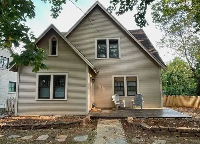 Property at 412 W Ila St, Fayetteville, AR, 72701, 3 beds, 2 baths, [object Object]