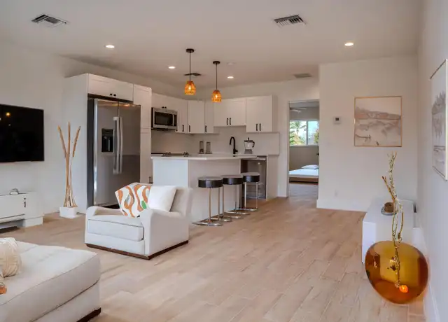 Property at 238 SE 1st Ave Unit 4, Delray Beach, FL, 33444, 1 bed, 1 bath, [object Object]