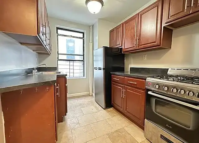 Property at 539 W 156th St Unit 12, New York, NY, 10032, 3 beds, 1 bath, [object Object]