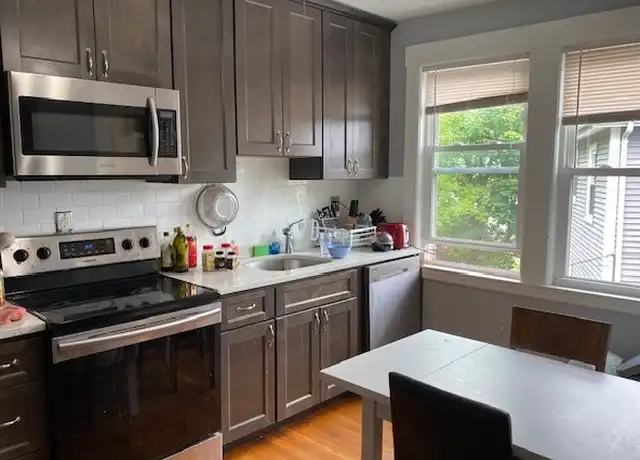 Property at 152 Lake St Unit 2, Boston, MA, 02135, 3 beds, 1 bath, [object Object]