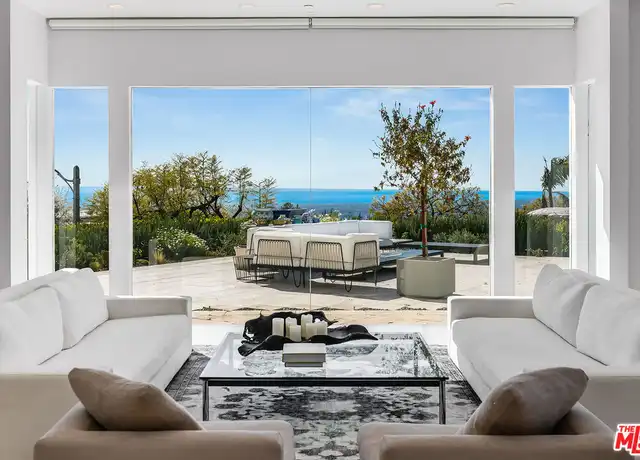 Property at 580 Chalette Dr, Beverly Hills, CA, 90210, 5 beds, 5.5 baths, [object Object]