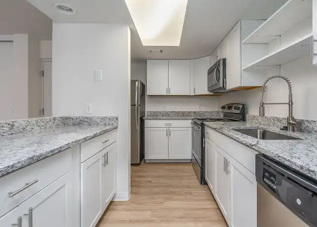 Property at Bexley House - 2877 E Broad St, Columbus, OH, 43209, 2 beds, 2 baths, [object Object]