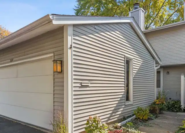Property at 527 Winston Ln #527, Deerfield, IL, 60015, 3 beds, 2.5 baths, [object Object]