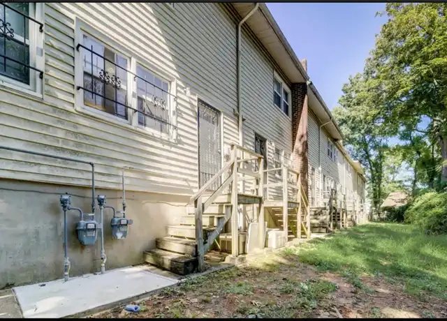 Property at 2801 Forest Glen Rd Unit 2809, Baltimore, MD, 21216, 2 beds, 1 bath, [object Object]