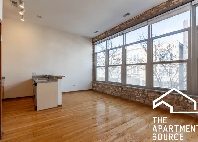 Property at 2934 N Milwaukee Ave Unit 06, Chicago, IL, 60618, 2 beds, 1 bath, [object Object]
