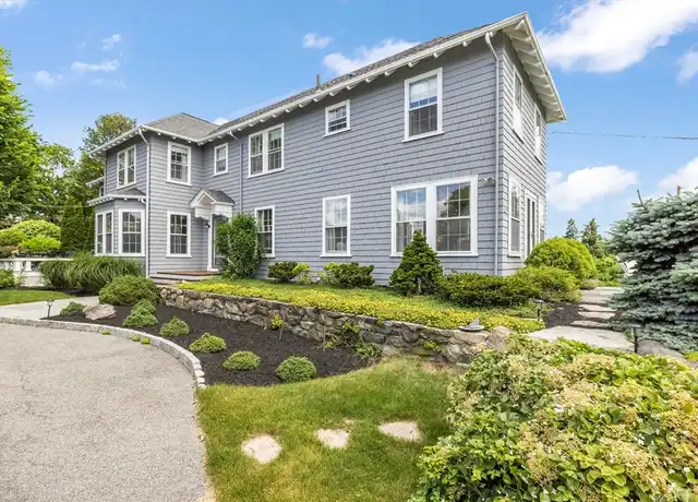 Property at 308 Ocean Ave Unit 308, Marblehead, MA, 01945, 5 beds, 3.5 baths, [object Object]
