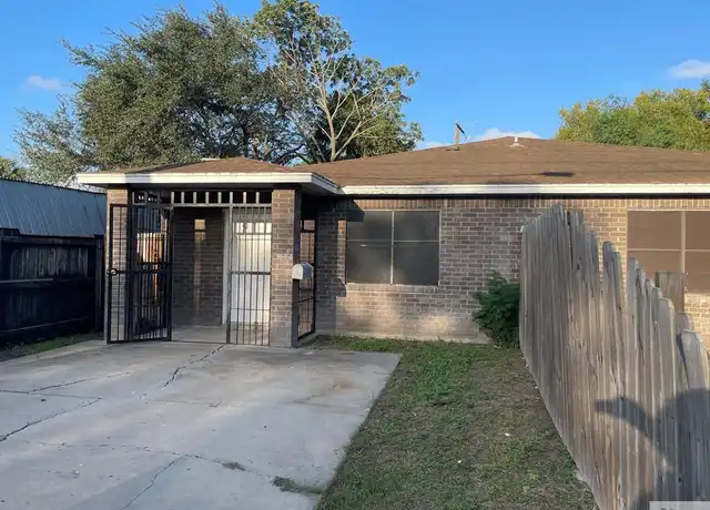Property at 1313 E Harrison St Unit A, Brownsville, TX, 78520, 3 beds, 1 bath, [object Object]