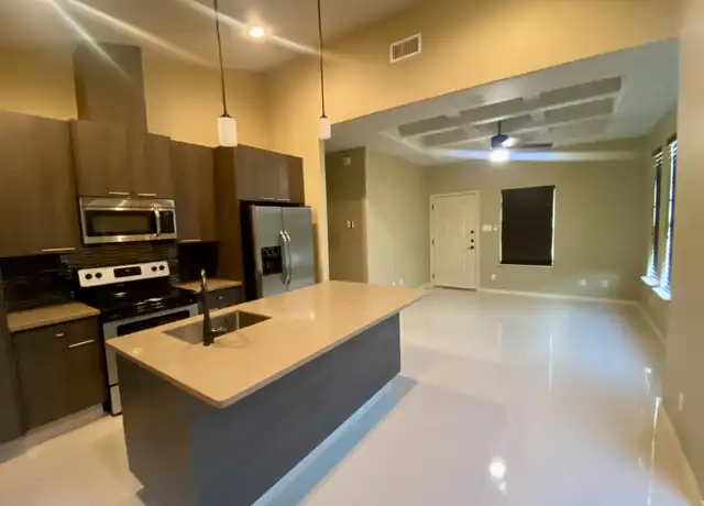 Property at 1206 Upas Dr Unit 2, Edinburg, TX, 78541, 1 bed, 1 bath, [object Object]