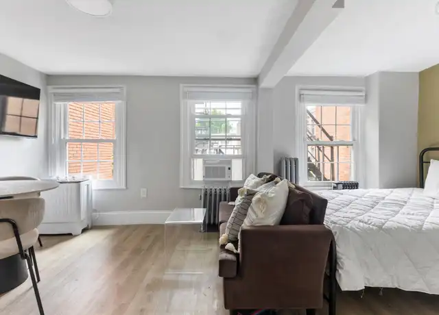 Property at 12 Derne St Unit 301, Boston, MA, 02114, 0 beds, 1 bath, [object Object]