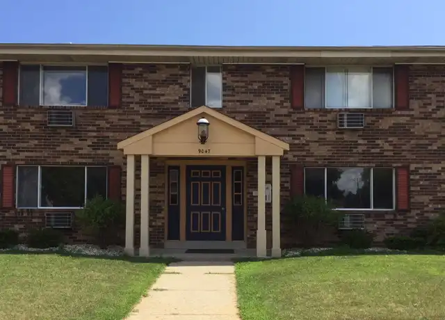 Property at 9047 15th Ave Unit 204, Kenosha, WI, 53143, 2 beds, 1 bath, [object Object]