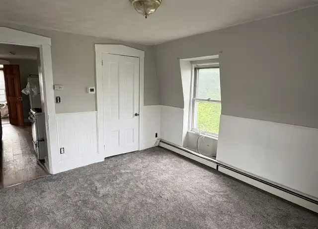 Property at 72 Wales St Unit 3, Taunton, MA, 02780, 2 beds, 1 bath, [object Object]