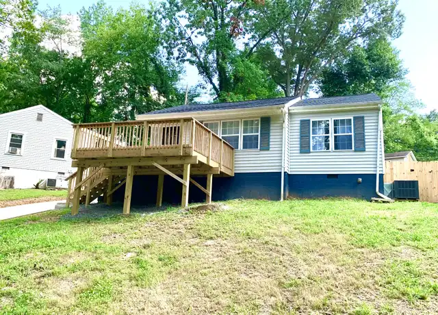 Property at 714 Woodlawn Dr, Clarksville, TN, 37040, 2 beds, 1 bath, [object Object]