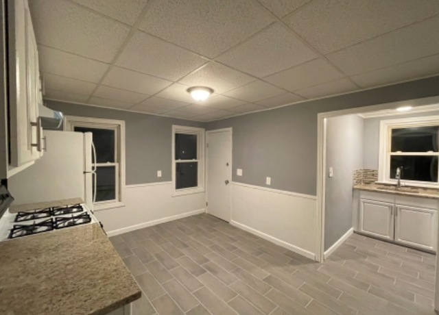 Photo of 603 County St Unit 3, Fall River, MA 02723