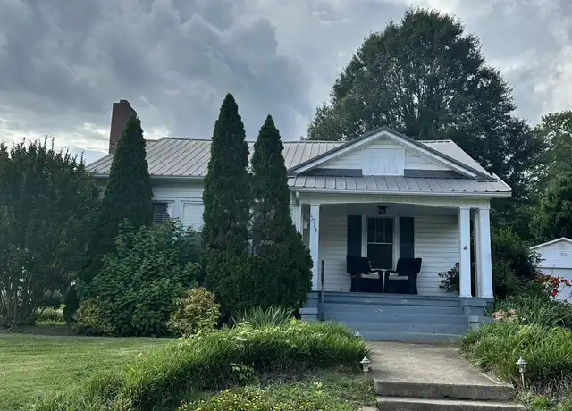 Property at 1012 Olive Ave SW, Lenoir, NC, 28645, 3 beds, 1 bath, [object Object]