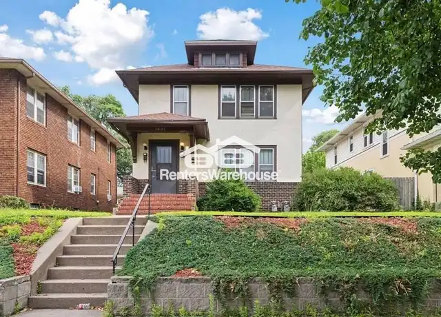 Property at 1601 Charles Ave, Saint Paul, MN, 55104, 2 beds, 1 bath, [object Object]