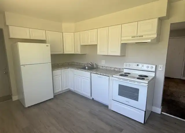 Property at 14385 Pensacola Dr, Denver, CO, 80239, 6 beds, 2 baths, [object Object]