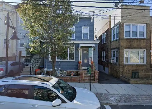 Property at 805 17th St Unit 2, Union City, NJ, 07087, 3 beds, 1 bath, [object Object]