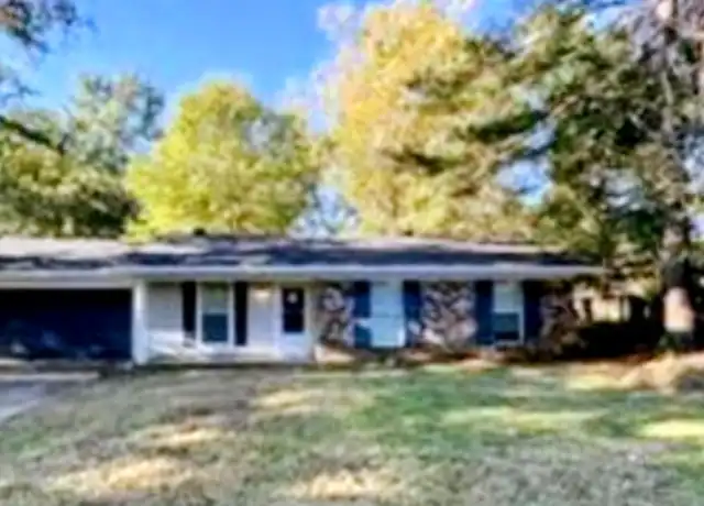 Property at 1011 Fairway St, Jackson, MS, 39212, 3 beds, 2 baths, [object Object]