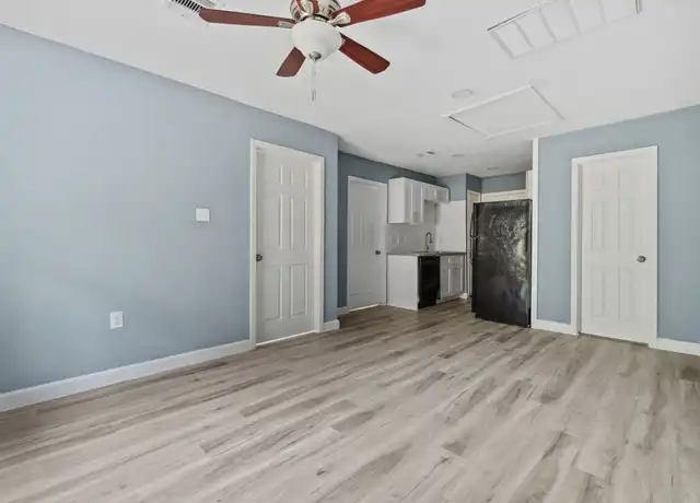 Property at 3423 Nettleton St Unit 2, Houston, TX, 77004, 2 beds, 1 bath, [object Object]