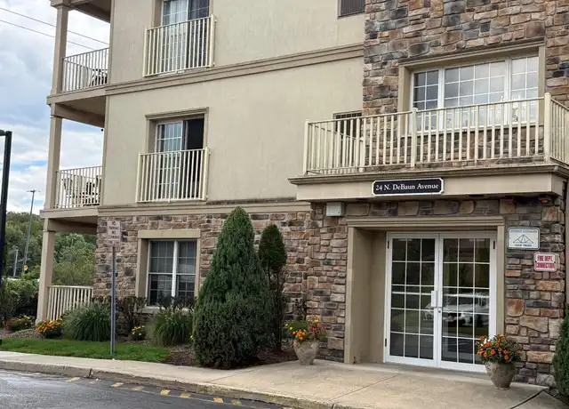 Property at 24 N De Baun Ave #101, Suffern, NY, 10901, 2 beds, 2 baths, [object Object]
