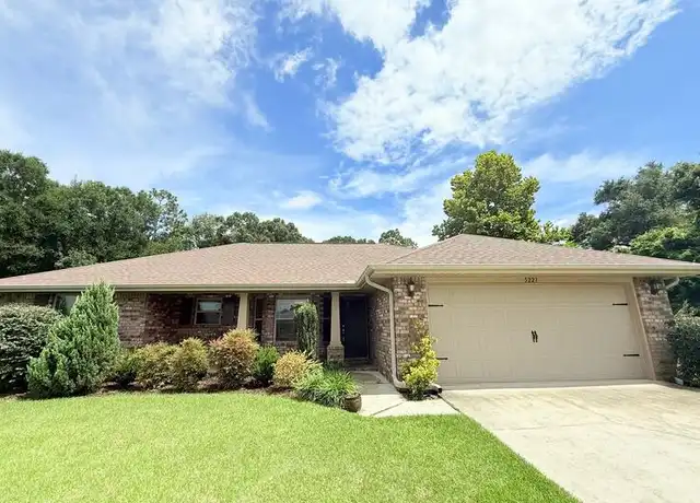 Property at 5227 English Oak Dr, Milton, FL, 32571, 3 beds, 2 baths, [object Object]