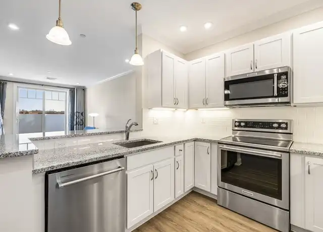 Property at 69 Foundry St #315, Wakefield, MA, 01880, 2 beds, 2 baths, [object Object]