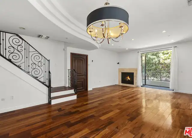 Property at 744 N Alfred St #104, Los Angeles, CA, 90069, 3 beds, 2.5 baths, [object Object]