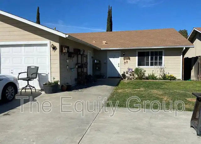 Property at 1015 N Wisconsin Way Unit B, Porterville, CA, 93257, 3 beds, 2 baths, [object Object]