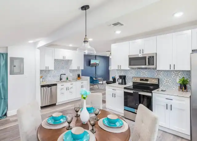 Property at 7508 Carolyn Ave, Orlando, FL, 32807, 3 beds, 1 bath, [object Object]