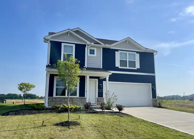 Property at 8 Cider Mill Dr, Ashville, OH, 43103, 4 beds, 2.5 baths, [object Object]