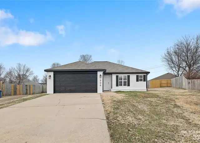 Property at 906 SW Terry Ln, Bentonville, AR, 72712, 3 beds, 2 baths, [object Object]