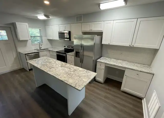Property at 551 12th Ave NE, Saint Petersburg, FL, 33701, 1 bed, 1 bath, [object Object]
