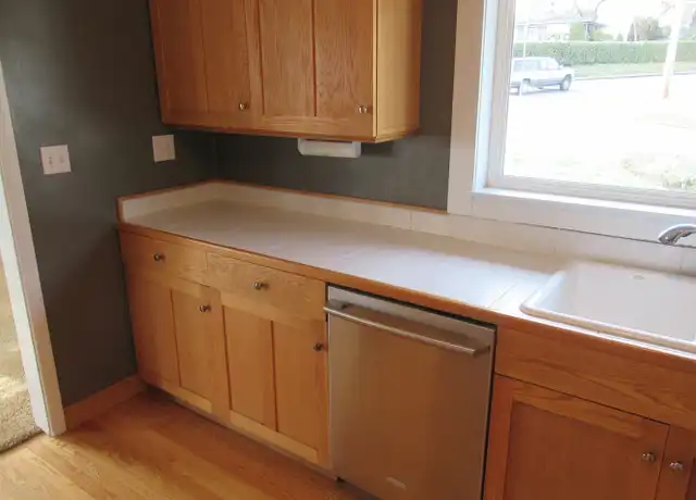 Property at 2680 Doughton St S, Salem, OR, 97302, 4 beds, 2 baths, [object Object]
