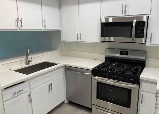 Property at 349 S Madrona Ave Unit 4, Brea, CA, 92821, 2 beds, 2.5 baths, [object Object]