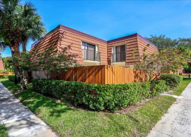 Property at 2734 27th Ct, Jupiter, FL, 33477, 2 beds, 2.5 baths, [object Object]