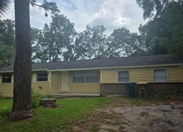 Property at 3144 SE 6th St, Ocala, FL, 34471, 4 beds, 2 baths, [object Object]