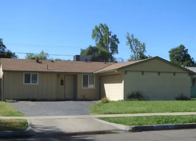 Property at 2806 E Swift Ave, Fresno, CA, 93726, 3 beds, 2 baths, [object Object]