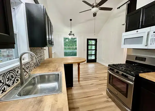 Property at 765 Meadow Rd, Smithtown, NY, 11787, 2 beds, 1 bath, [object Object]