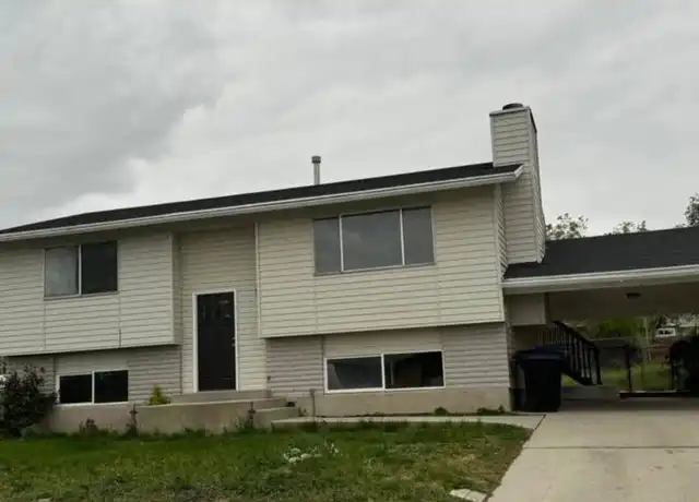 Property at 5127 W 5125 S, Salt Lake City, UT, 84118, 2 beds, 2.5 baths, [object Object]