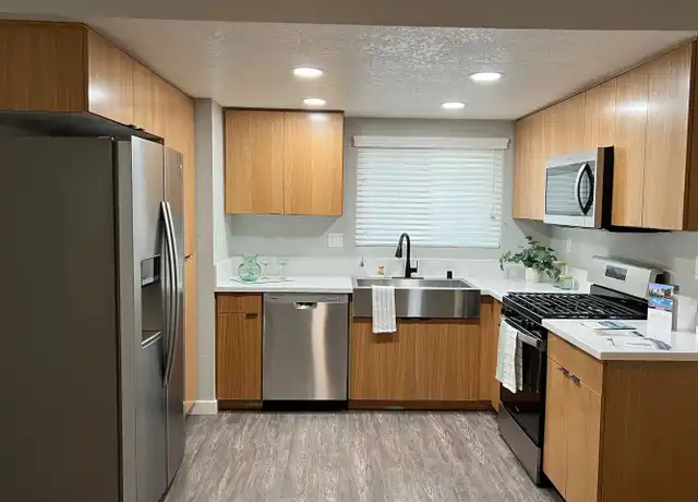 Property at 1255 E Citrus Ave Unit 25, Redlands, CA, 92374, 2 beds, 1 bath, [object Object]