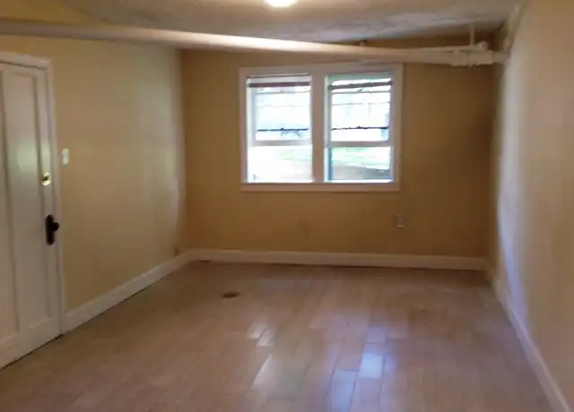 Property at 341 Terrace Ave Unit 13, Cincinnati, OH, 45220, 1 bed, 1 bath, [object Object]